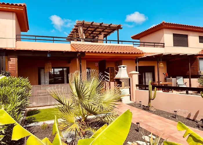 Stillvolle Mit Terrasse, Garten Und Grill